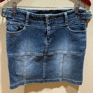 Lady Enyce Vintage Y2K denim miniskirt with buckles and pockets.  Size 25.